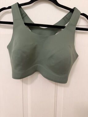 Lululemon Go Further Bra with Support Code Technology - Sage Green